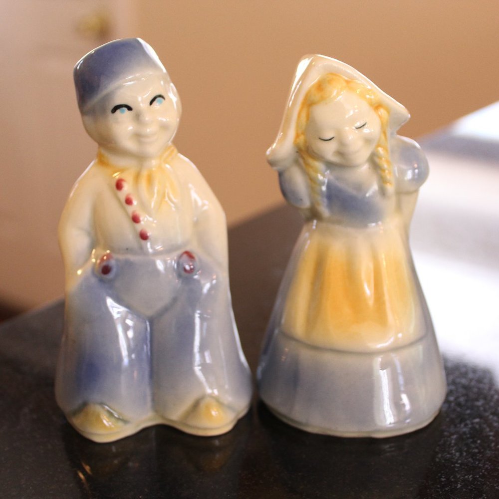 Dutch Boy and Girl Salt and Pepper Shakers "USA"  4-1/2" Tall